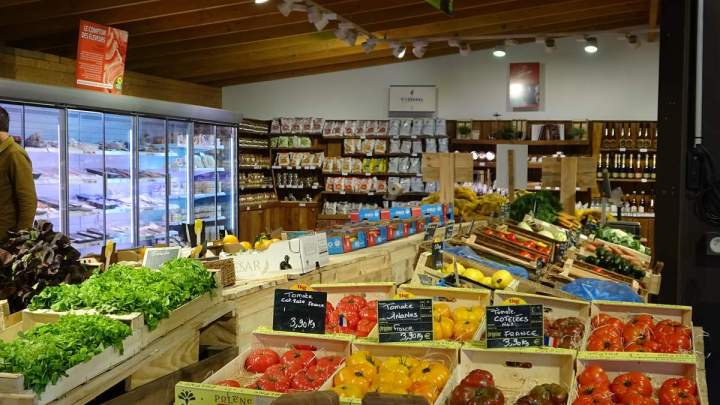 Le marché de Sennevières