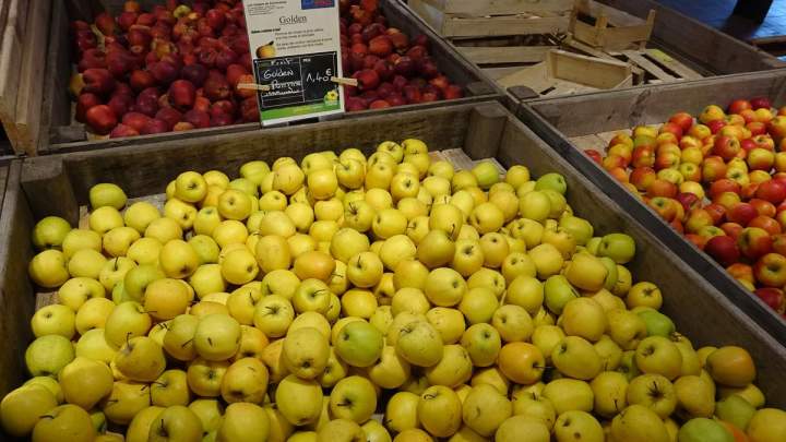 Marché de Sennevières France